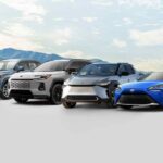 Vehículos electrificados de Toyota que representan la Estrategia Multi-pathway para impulsar la descarbonización y la movilidad sostenible.