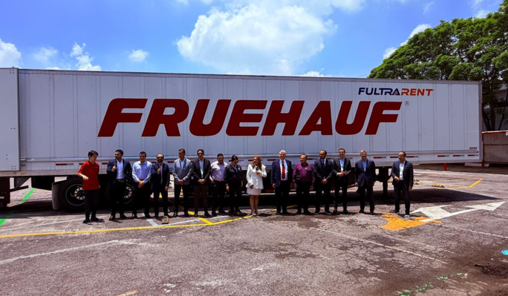 Fruehauf presentó la nueva Caja Seca 3.0 y la Plataforma Intermodal 2.0, desarrolladas para incrementar la productividad y reducir los tiempos de mantenimiento de las flotas.