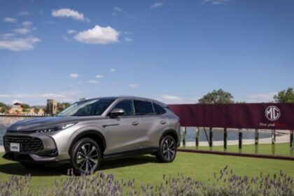 SUV de MG Motor exhibida durante el MG Tech Day, evento donde la marca presentó sus tecnologías de electrificación en México.