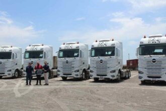 Entrega de tractocamiones BAIC Nextar X9 a Transportes Glizim para fortalecer la eficiencia y modernización de su flota de transporte de carga.