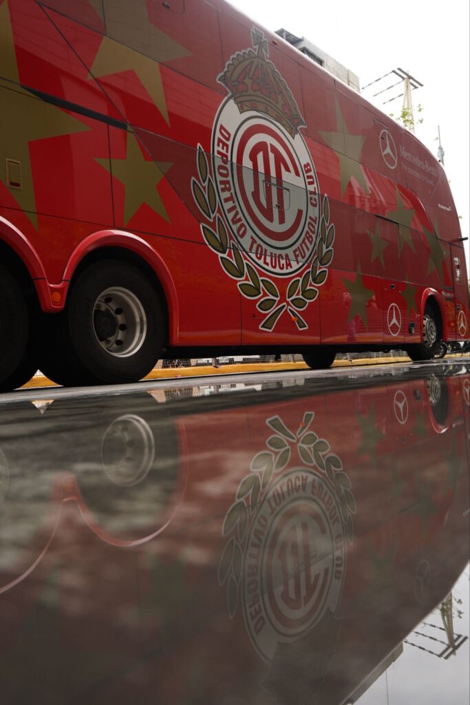 Autobús del Club Toluca.