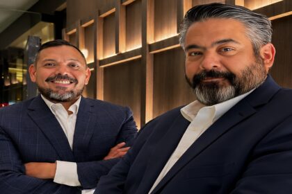 Isuzu directo de ventas y subdirector de posventa