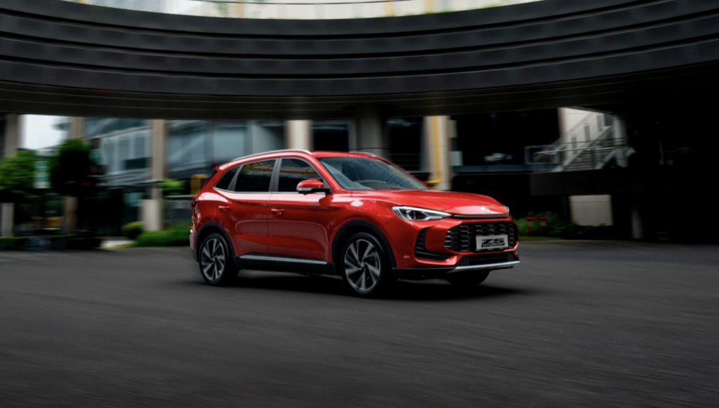 MG ZS está disponible en dos versiones desde los 465 mil pesos hasta los 405 mil pesos según el equipamiento.
