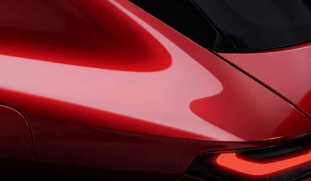 Alfa Romeo mostró un adelanto del diseño trasero de su nuevo SUV de Alfa Romeo, un modelo que llegará en 2027 con plataforma STLA Medium y sistemas de propulsión multienergía.
