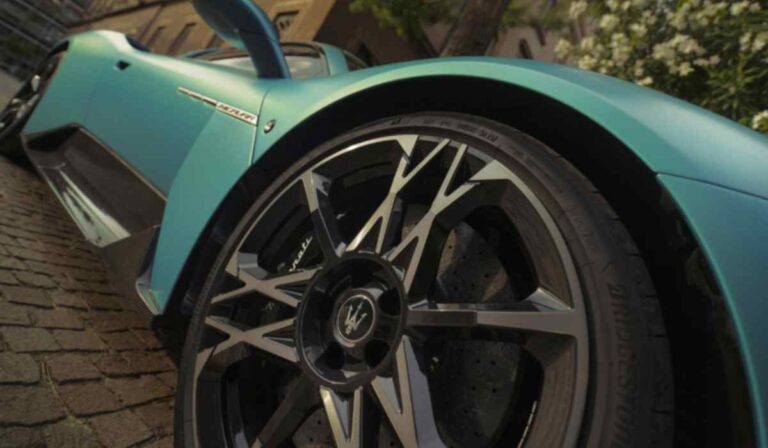Se eligió a Bridgestone como socio exclusivo de neumáticos para el superdeportivo Maserati MCPURA