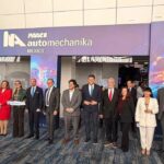 Representantes de la industria automotriz durante el corte de listón que marcó la inauguración de INA PAACE Automechanika México 2026, la mayor exposición del aftermarket automotriz en América Latina.