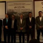 Ejecutivos y organizadores presentaron la edición 14 del Gran Premio Histórico: Jorge González, Enrique Villagómez, Germán Uribe, Rafael Oliveros, Marco Rodríguez, Erick de la Riva y Francisco Name.