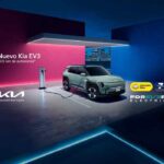 Kia EV3 2027 conectado a una estación de carga durante la campaña de preventa exclusiva de Mercado Libre en México.