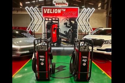 Lincoln-Electric-inauguro-EV-Center-en-Vallejo-factor-automotor