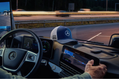 Mercedes-Benz-celebra-130-anos-de-camiones-factor-automotor