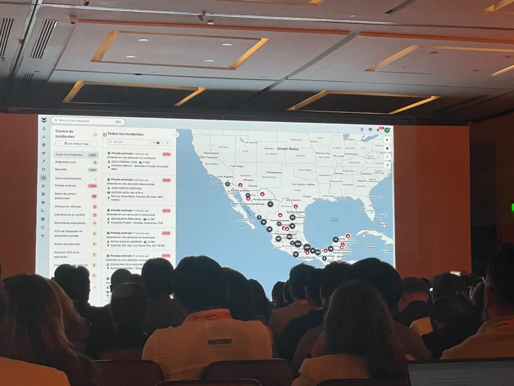 Con el centro de control, los gestores pueden tener mayor visibilidad de las operaciones.