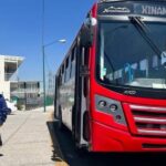 La demanda de transporte público tuvo un notable aumento en ciudades como Monterrey.