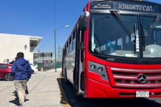 La demanda de transporte público tuvo un notable aumento en ciudades como Monterrey.