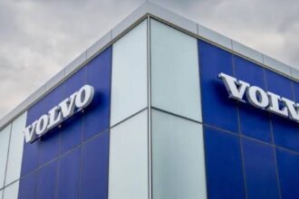El cierre de la oficina de Volvo en Estocolmo podría afectar a cerca de 450 empleados.