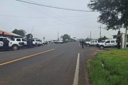Bloqueos carreteros michoacan