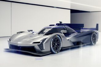 Cadillac V-ONE, concepto de alto desempeño con diseño inspirado en el V-Series.R