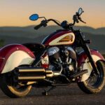 Motocicleta Indian Chief Vintage Sturgis SD Edition con el número 56 y acabados en rojo y crema