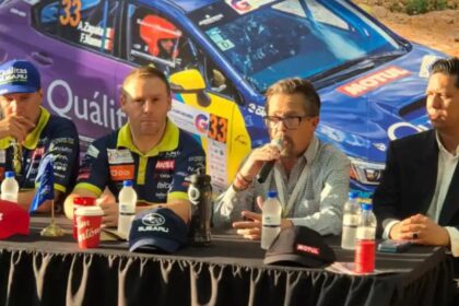 Integrantes del Quálitas Subaru Rally Team México ofrecen una conferencia de prensa para anunciar su participación en el Rally Montañas 2026 en Jalisco.