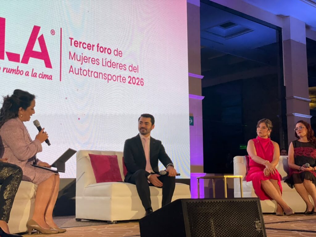 Augusto Ramos, presidente de la CANACAR, asegura que la Cámara impulsa el desarrollo de infraestructura para mujeres.