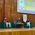 Ejecutivos de DHL en Expo Conecta Transporte de UPIICSA