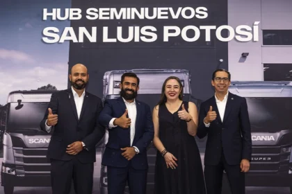 Gisela-Quintero-David-Hernandez-Aaron-SanchezManuel-Aranda-Scania-Mexico-Hub-seminuevos-san-luis-Factor-automotor