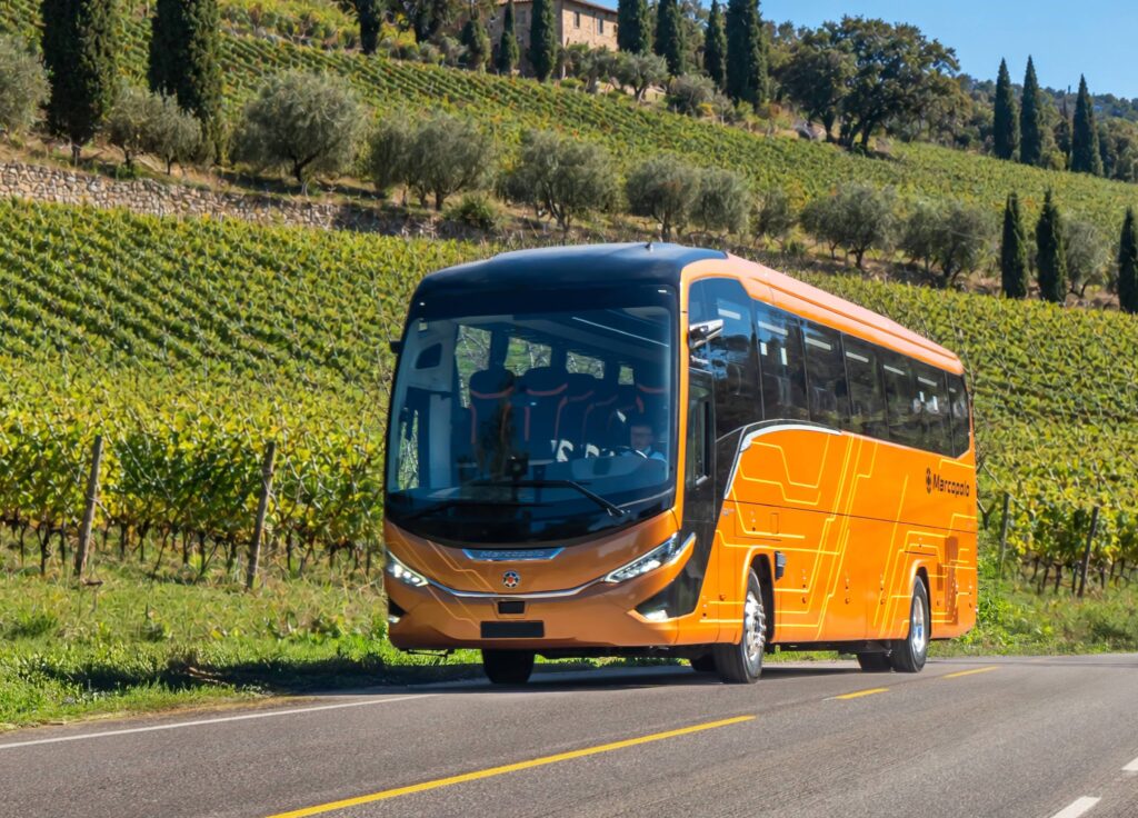 Paradiso G8 se comercializará en Europa con un chasis de Volvo y la carrocería de Marcopolo.