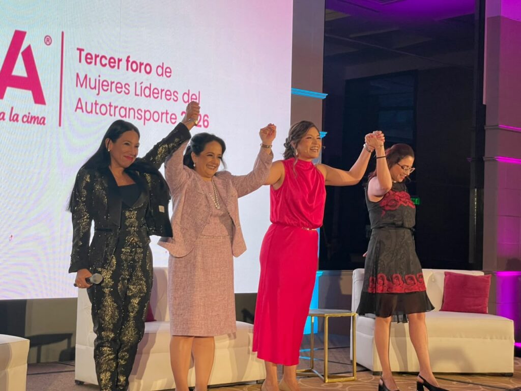 Inauguración del Tercer Foro de Mujeres Líderes del Autotransporte