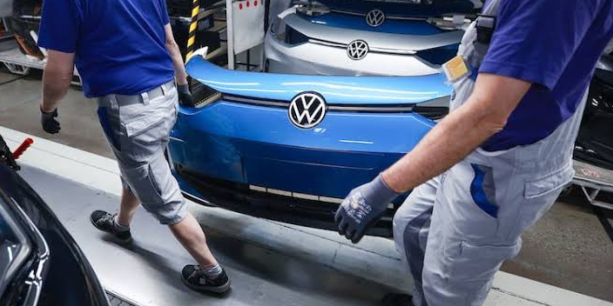 Trabajadores de Volkswagen rechazaron el aumento salarial de 10.04% ofrecido por la armadora