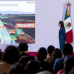 Sheinbaum construye trenes de pasajeros y carga en México