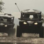 Dos vehículos todoterreno Honda Talon circulando en fila por un camino de terracería durante el Vallartazo 2026.