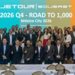Equipo directivo y colaboradores de Jetour y Soueast reunidos en México durante el evento estratégico "2026 Q4 - Road to 1,000".