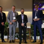 Especialistas participando en el panel sobre vehículos usados durante el Fleet Latam Summit 2026.