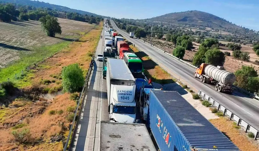 Autotransporte-exige-respuestas-organismos-piden-dialogo-directo-con-presidenta-Sheinbaum