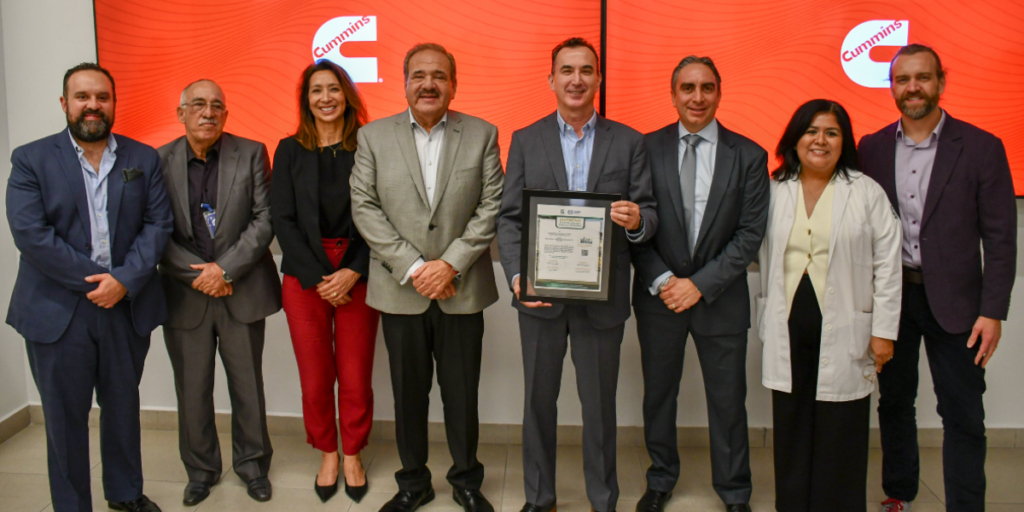 Cummins recibe distintivo ELSSA