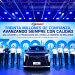 De enero a septiembre de 2026, GAC exportó 197 mil 701 unidades; para 2030 pretende alcanzar el millón de vehículos comercializados al año y construir una red de 2 mil puntos de venta fuera de China