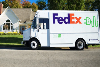Harbinger-fabricara-2-mil-camiones-electricos-para-FedEx-factor-automotor