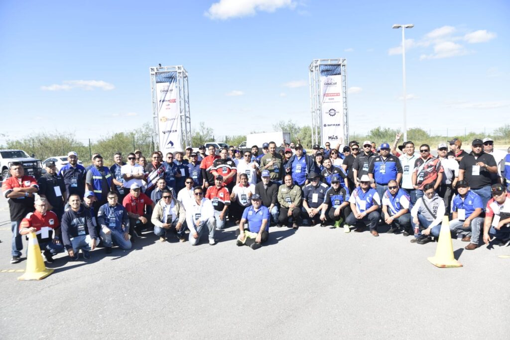 Transportistas y operadores celebraron juntos la gran fiesta.