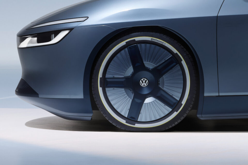 Las llantas conceptuales de Continental están basadas en el modelo EcoContact 7. 