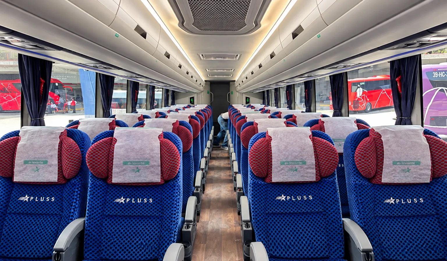 V9800: La modernidad llega al transporte de pasajeros