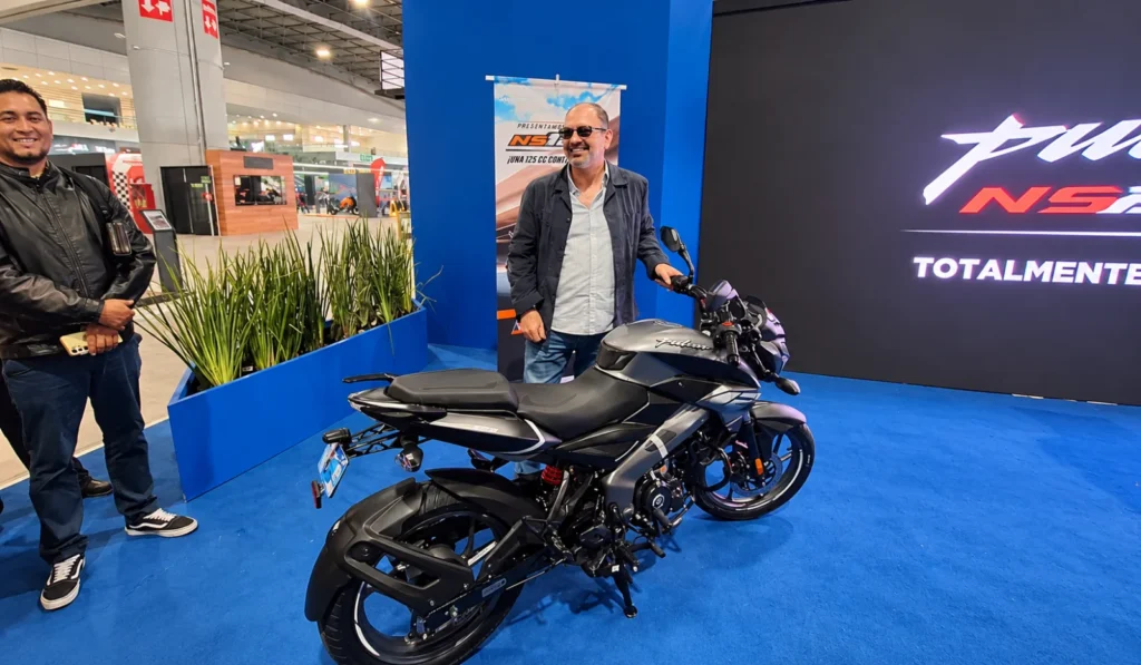 Bajaj adquiere el distintivo Hecho en México