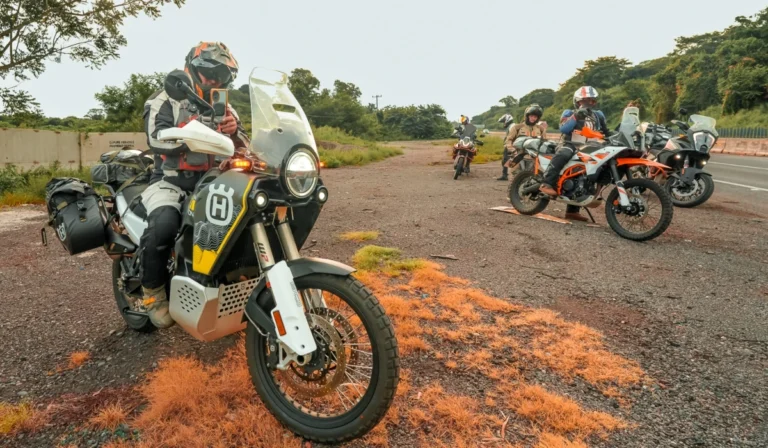 La Comunidad Naranja de KTM conquista la ruta Veracruz-Acapulco 2026