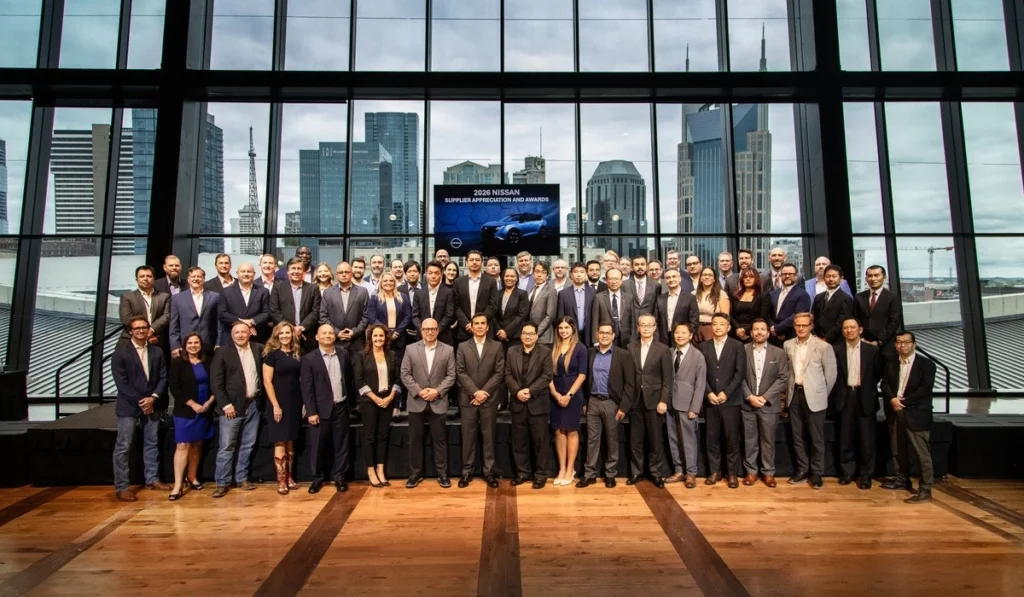 Directivos y representantes de los proveedores galardonados por Nissan Americas durante el Regional Supplier Appreciation and Awards Event 2026 en Nashville.